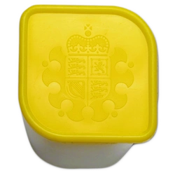 Oryginalna tuba Britannia i The Queen's Beasts 1/4 uncji Złota 