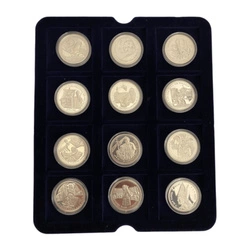 Jan Paweł II - Człowiek, który zmienił świat - Losowy Srebrny Medal z Serii Proof