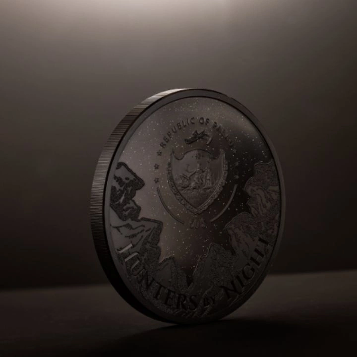 Palau: Hunters by Night – Python kolorowany 1000 gramów Srebra 2023 Obsidian Black Ultra High Relief