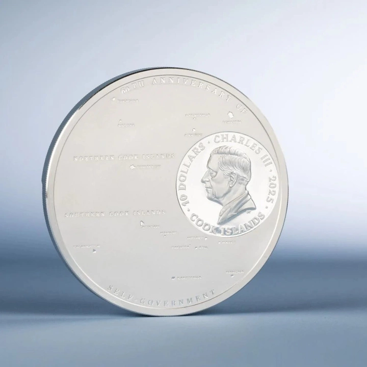 Cook Islands: 60 Years of Self-Government kolorowany 2 uncje Srebra 2025 Proof