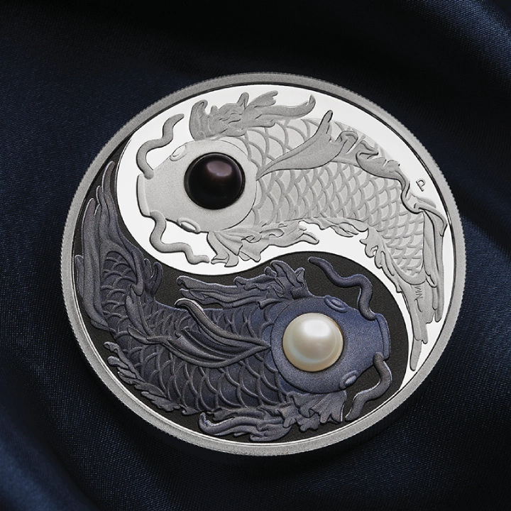 Tuvalu: Yin Yang Koi kolorowany 5 uncji Srebra 2024 Proof