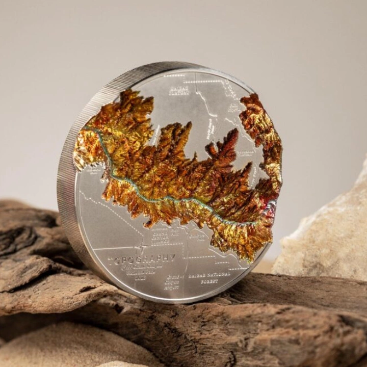 Cook Islands: Topography - Grand Canyon kolorowany 5 uncji Srebra 2023 Proof Ultra High Relief