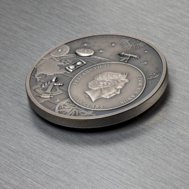 Cook Islands: Historic Instruments – Astrolabe 2 uncje Srebra 2023 Ultra High Relief Antiqued Coin